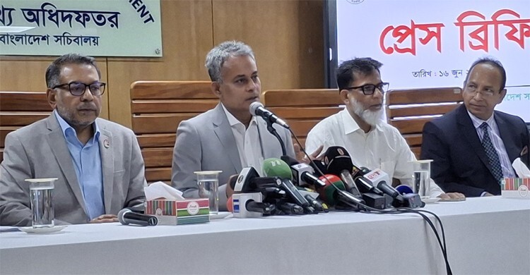 পদ্মা রেল সেতুর পিলারের নিচে মাটি কাটা বন্ধ করে গাছ লাগানোর সিদ্ধান্ত