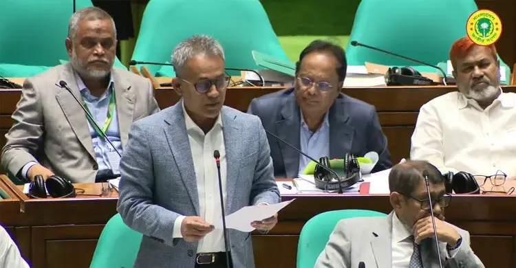 ব্যাটারিচালিত রিকশা নিয়ন্ত্রণে আসছে সুনির্দিষ্ট নির্দেশনা: সড়কমন্ত্রী