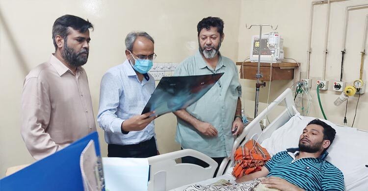 ফ্যাসিস্ট আমলের সুবিধাভোগীরা স্বাস্থ্যখাতের গুরুত্বপূর্ণ পদে বহাল