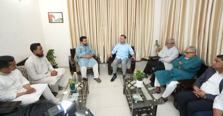 Tarique, Nahid stress dialogue to resolve national issues