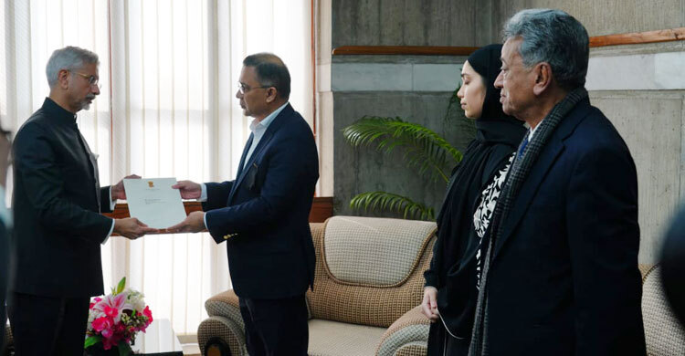 Jaishankar meets Tarique, hands over condolence message