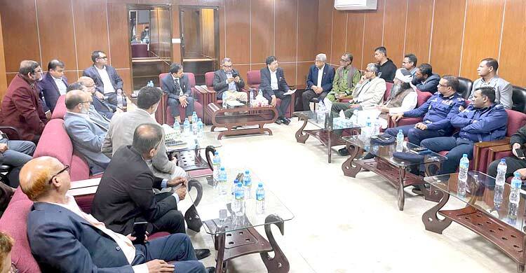 সিদ্ধান্ত ছাড়াই বৈঠক শেষ, রেলে কর্মবিরতি চলবে