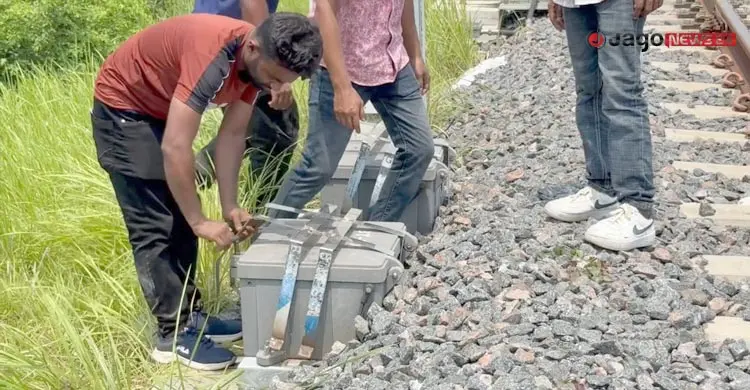 স্বপ্নের রেলপথ এখন মৃত্যুফাঁদ