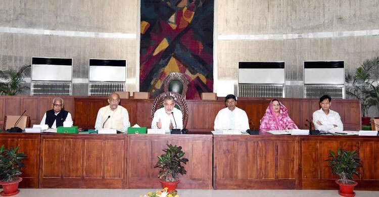 দুর্ঘটনার কারণ উদঘাটনে ট্রেনের সামনে সিসি ক্যামেরা বসানোর সুপারিশ