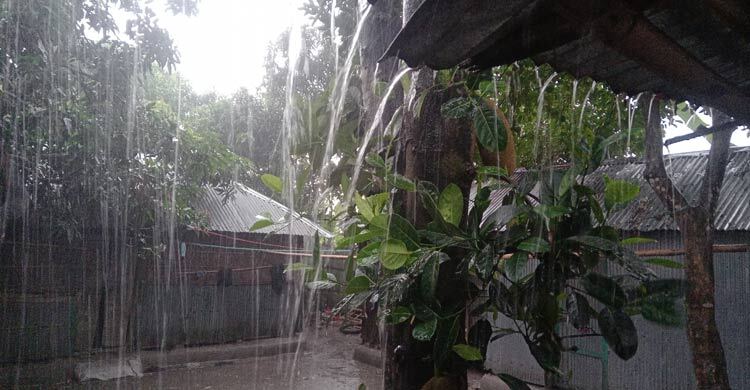 প্রতীক্ষার অবসান, নীলফামারীতে নামলো বৃষ্টি