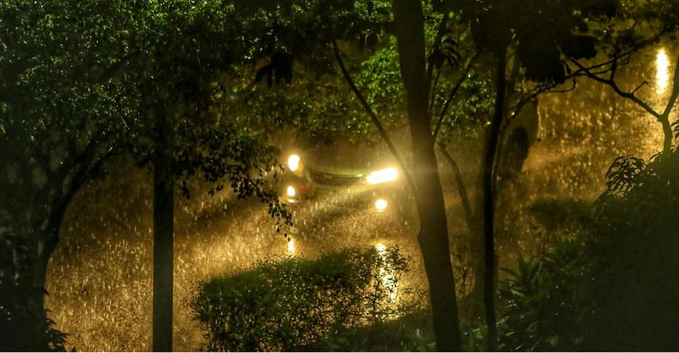 ঢাকায় হেমন্তের প্রথম বৃষ্টি, জনজীবনে স্বস্তি