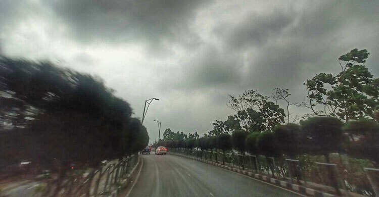 দুপুর একটার মধ্যে ১৪ জেলায় ঝড়-বৃষ্টির আভাস