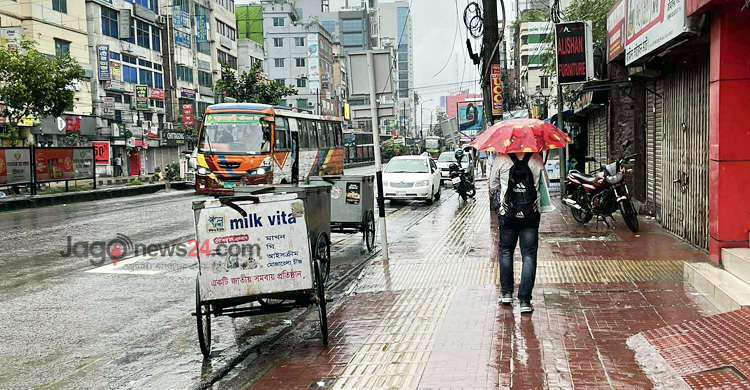 আজকের আবহাওয়া: ঢাকায় বজ্রসহ বৃষ্টি হতে পারে