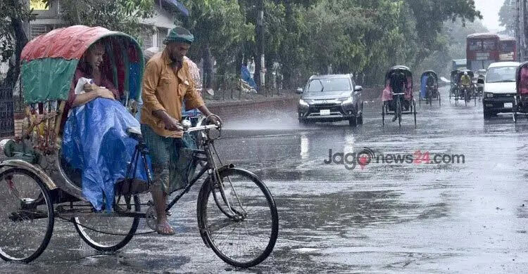 ভোর থেকে ঢাকায় বৃষ্টি, ভোগান্তি