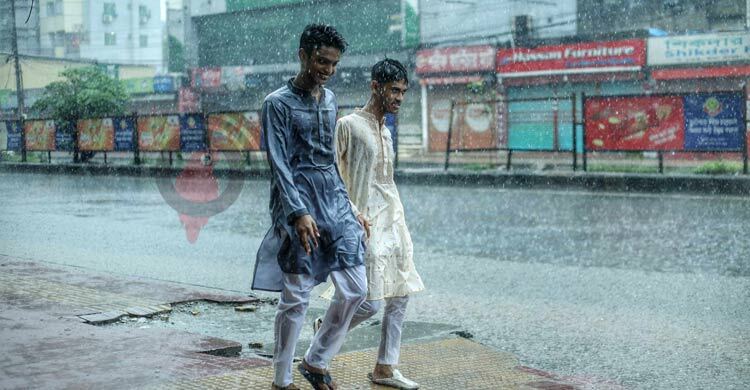 ঈদের দিন ঢাকায় স্বস্তির বৃষ্টি