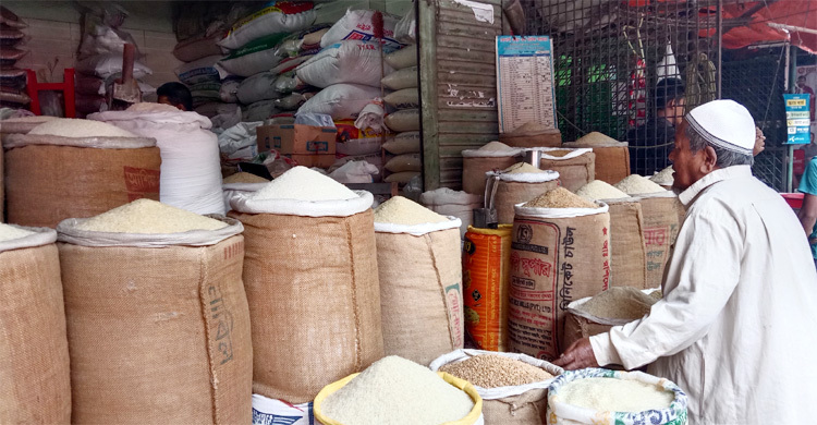 রাজশাহীতে বাড়তি চালের দাম, স্থিতিশীল সবজির