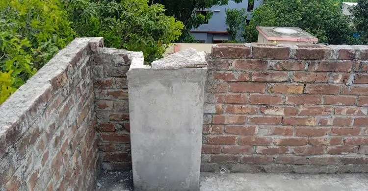 রাজশাহীতে ছাদ থেকে পড়ে তরুণের মৃত্যু