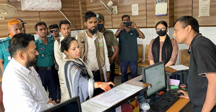 রাজশাহীতে অতিরিক্ত ভাড়া রোধে বিআরটিএর অভিযান