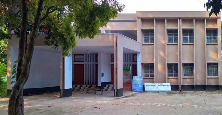 ভোটার হতে চান বিদেশি শিক্ষার্থীরা