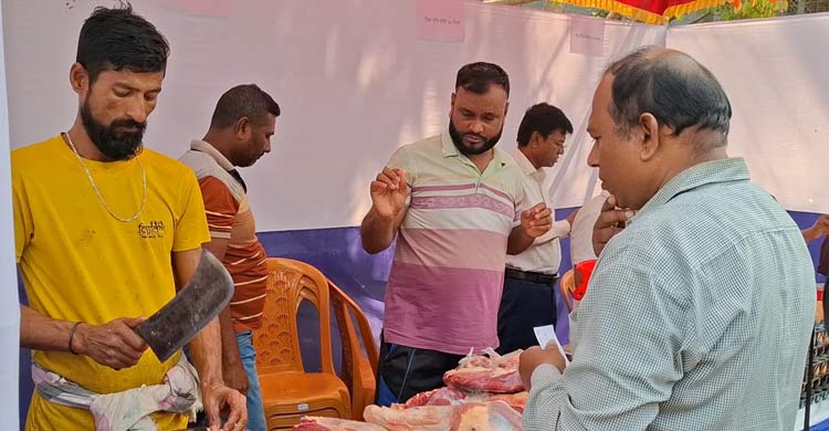 রাজবাড়ীতে সুলভ মূল্যে ডিম-দুধ-মাংস বিক্রি শুরু