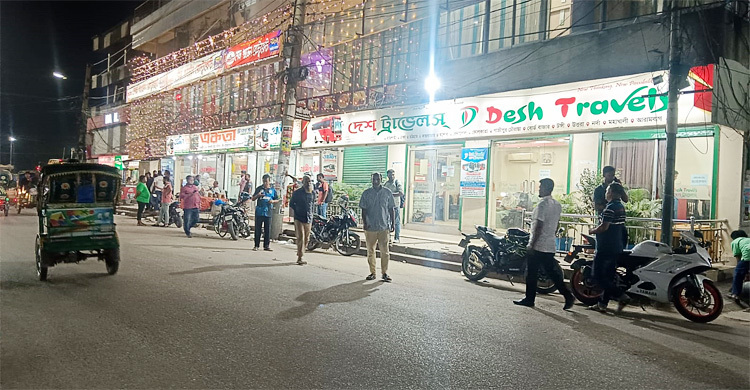 ৩৬ ঘণ্টা পর রাজশাহী-ঢাকা বাস চলাচল শুরু