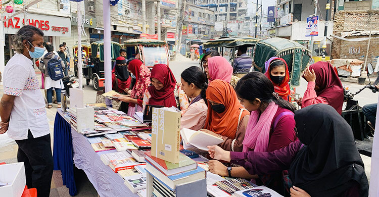 রাজশাহীতে অমর একুশে বইমেলা শুরু