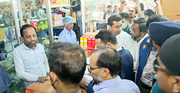 রাজশাহীতে সামারি কোর্টের অভিযান: তিন প্রতিষ্ঠানকে জরিমানা