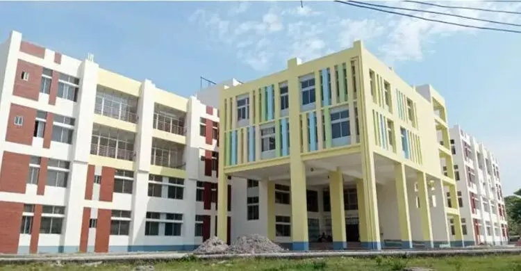 ঠেলাঠেলিতে ৩ বছর পার, শত মৃত্যুর পরও চালু হয়নি রাজশাহী শিশু হাসপাতাল