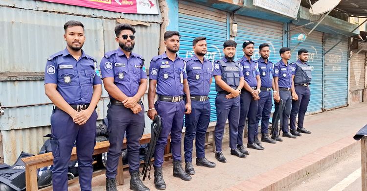 রাজবাড়ীতে এনসিপির পদযাত্রা ঘিরে সতর্ক শৃঙ্খলা রক্ষাকারী বাহিনী