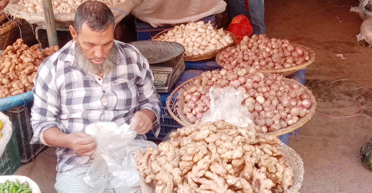 রাজশাহীতে সবজি-পেঁয়াজে স্বস্তি ফিরলেও ডিমে অস্বস্তি