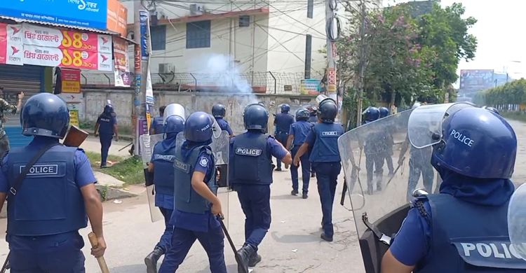 রাজবাড়ীতে বিএনপি-পুলিশ সংঘর্ষ, আহত ৪৫