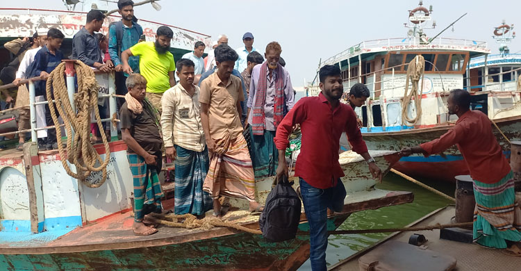 ঈদযাত্রা নির্বিঘ্ন করতে প্রস্তুত দৌলতদিয়া-পাটুরিয়া ঘাট