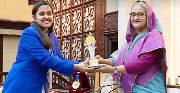 দেশসেরা রাজবাড়ীর কুইন