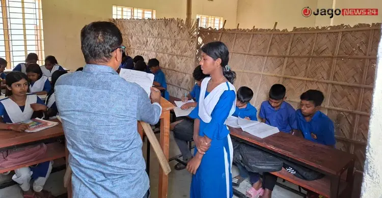 ৩৭ লাখ টাকা ব্যয়ে নির্মিত দ্বিতল ভবনে নেই ওপরে ওঠার সিঁড়ি