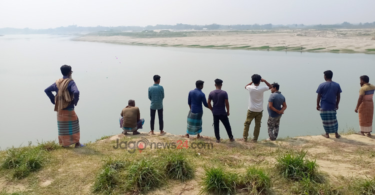 রাজবাড়ীতে মানুষ ডুবলে ডুবুরি আসে ফরিদপুর থেকে