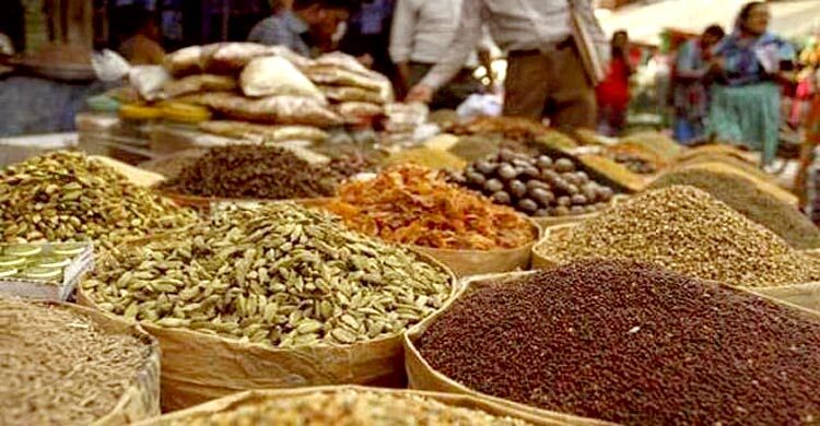 মসলার দামে আগুন, বিপাকে ক্রেতারা