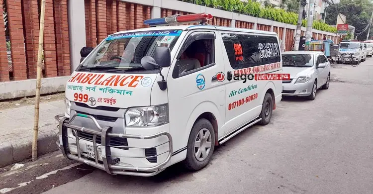 রামেকে অ্যাম্বুলেন্স সিন্ডিকেট: ব্যবসায় জিম্মি স্বজনের শোক