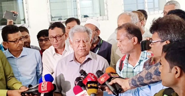 টাকা পাচার করায় কিছু কারখানা বন্ধ হয়েছে, এজন্য আমি দায়ী না