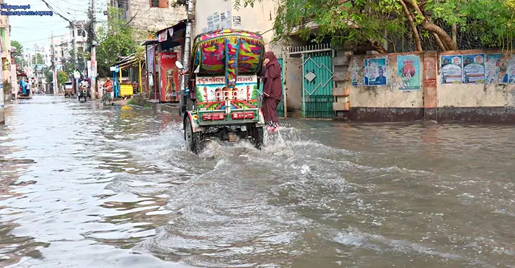 বর্ষা শুরুর আগেই রাজশাহীতে জলাবদ্ধতার ভোগান্তি