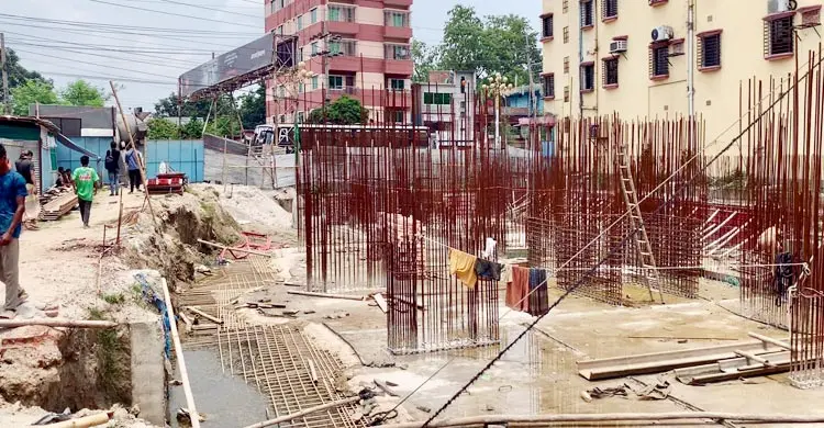 চাঁদা না পেয়ে আবাসন ব্যবসায়ীকে অপহরণের চেষ্টা, থানায় অভিযোগ