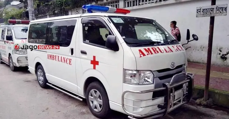 রামেকে অ্যাম্বুলেন্স সিন্ডিকেট: ব্যবসায় জিম্মি স্বজনের শোক