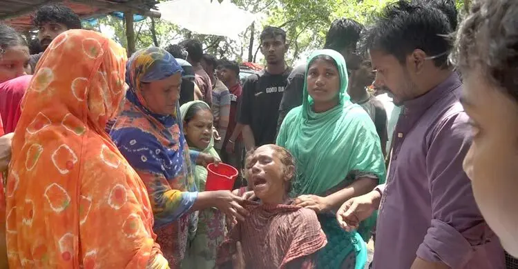 রাজশাহীতে নৌকা ডুবে বাবা-ছেলে নিখোঁজ