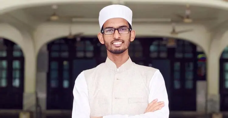 সামাজিক মাধ্যমে ব্যক্তিগত তথ্য ছড়ানোয় হল সংসদ ভিপির সিট বাতিল