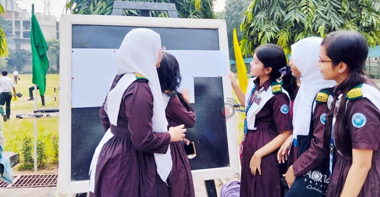 অর্ধেকেরও নিচে নেমেছে এইচএসসিতে জিপিএ-৫