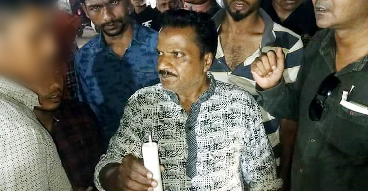 ১৪ লিটার দুধে ২৬ লিটার পানি