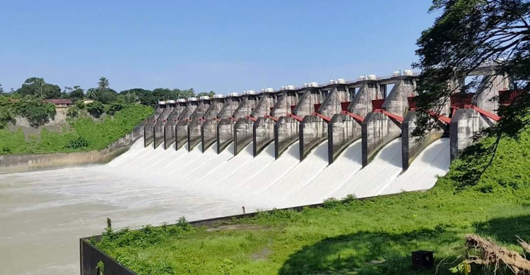 আর এক ফুট পানি বাড়লেই ছাড়া হবে কাপ্তাই লেকের গেট