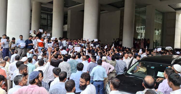 সচিবালয়ে মঙ্গলবারও বিক্ষোভ করবেন কর্মচারীরা