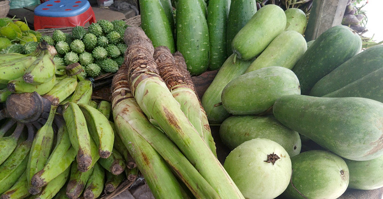 রংপুরে সবজিতে স্বস্তি নেই