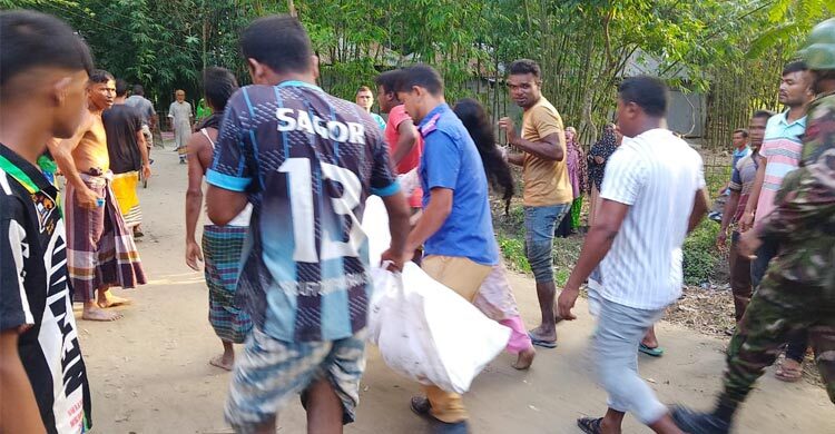 নিখোঁজের পরদিন বালুর গর্তে মিললো দুই শিশুর মরদেহ