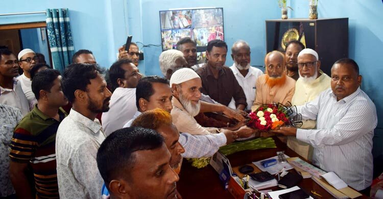 রংপুরে জাতীয় পার্টি ছেড়ে বিএনপিতে যোগ দিলেন শতাধিক নেতাকর্মী