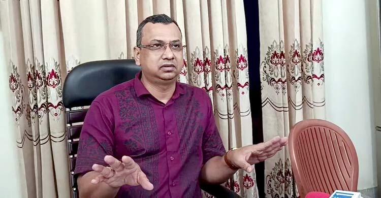 থানার ভেতরে স্বেচ্ছাসেবকদল নেতাকে পেটানোর ঘটনায় ওসি প্রত্যাহার