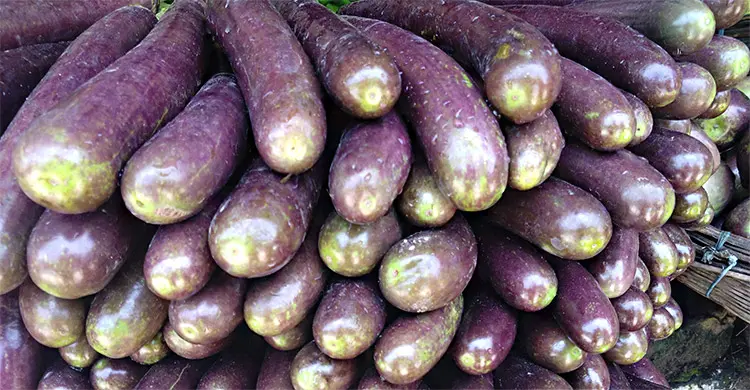 রংপুরে ডিমের হালি ৫০ টাকা, চড়া সবজির বাজার