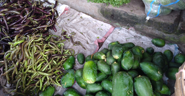 রংপুরে পেঁয়াজের কেজি ১২০ টাকা, কাঁচামরিচ ১১০