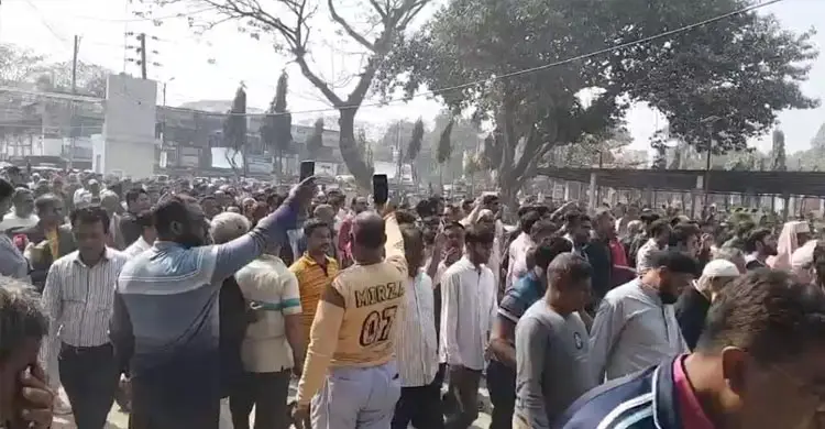 রংপুরে ভোট পুনর্গণনার দাবিতে ডিসি অফিস ঘেরাও বিএনপি নেতাকর্মীদের