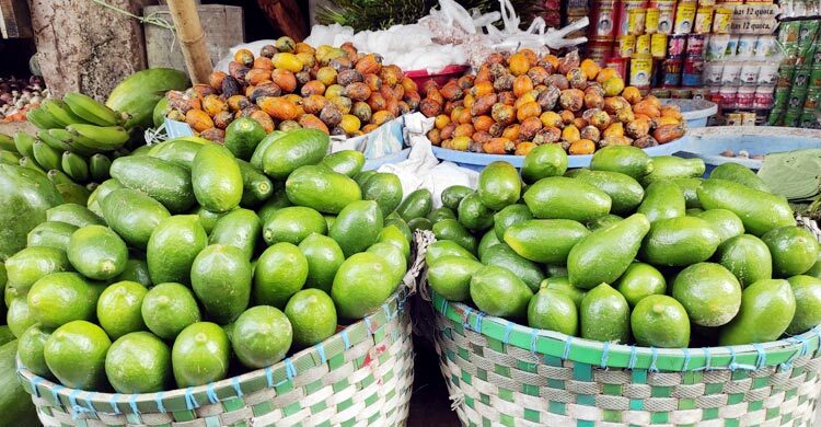 ফের বেড়েছে লেবুর দাম, হালি ১২০ টাকা